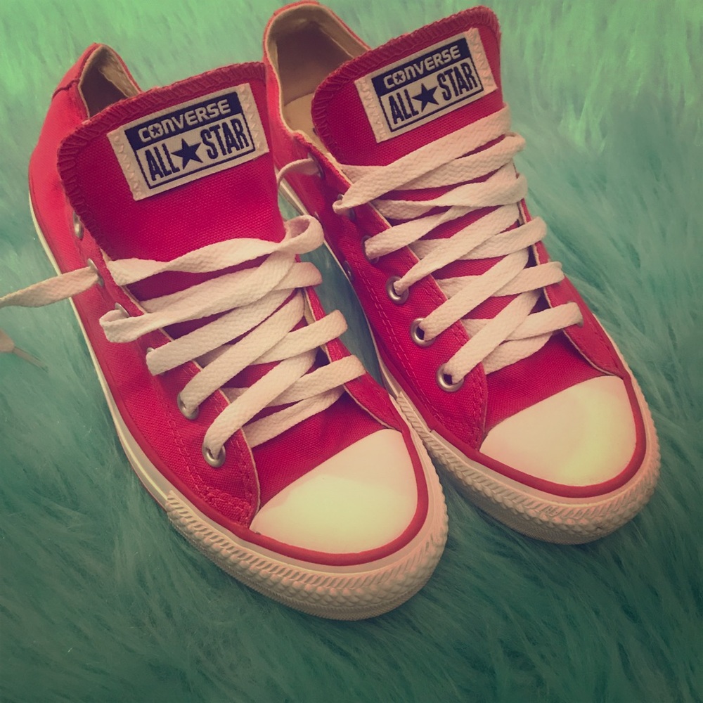 Converse size 5